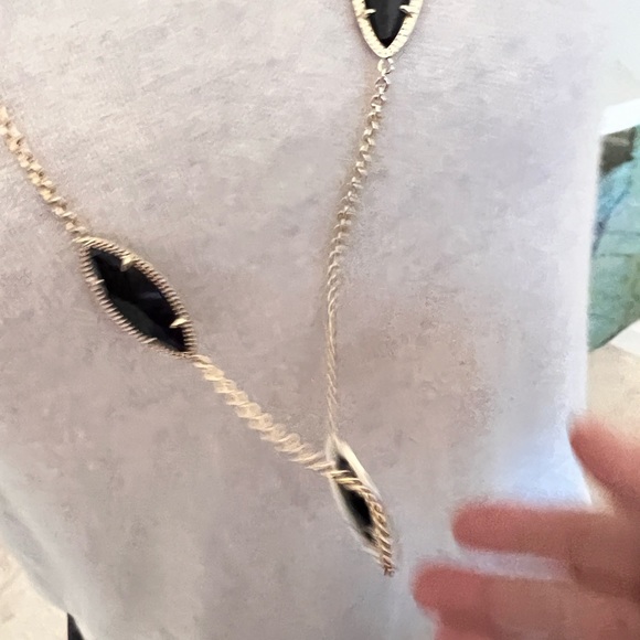 Kendra Scott long gold tone necklace. - Picture 5 of 6